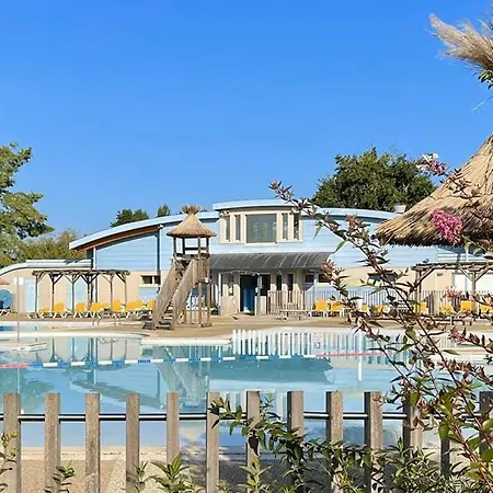 T2 Bis Lumineux Avec Veranda, Parking Gratuit, Wifi, Proche Nature - Fr-1-841-33 *